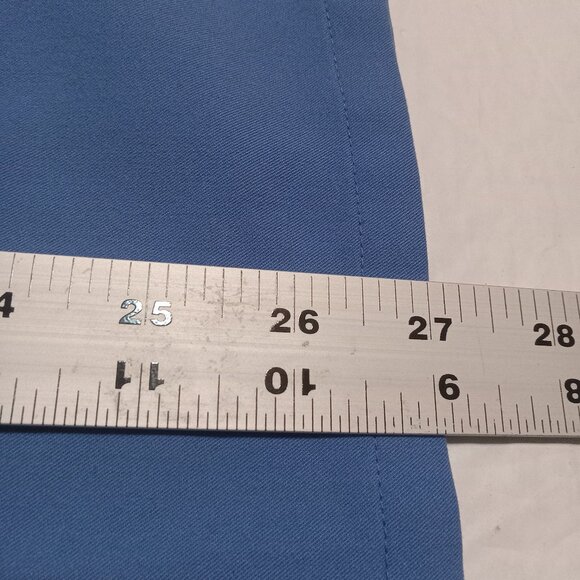 Figs Women's Catarina One-Pocket Scrub Top M FW1000 Ceil Blue - Picture 7 of 8